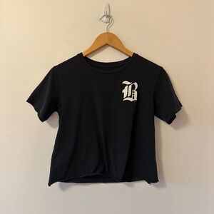 Burton Black Logo Cropped Short Sleeve T-Shirt | Size Small